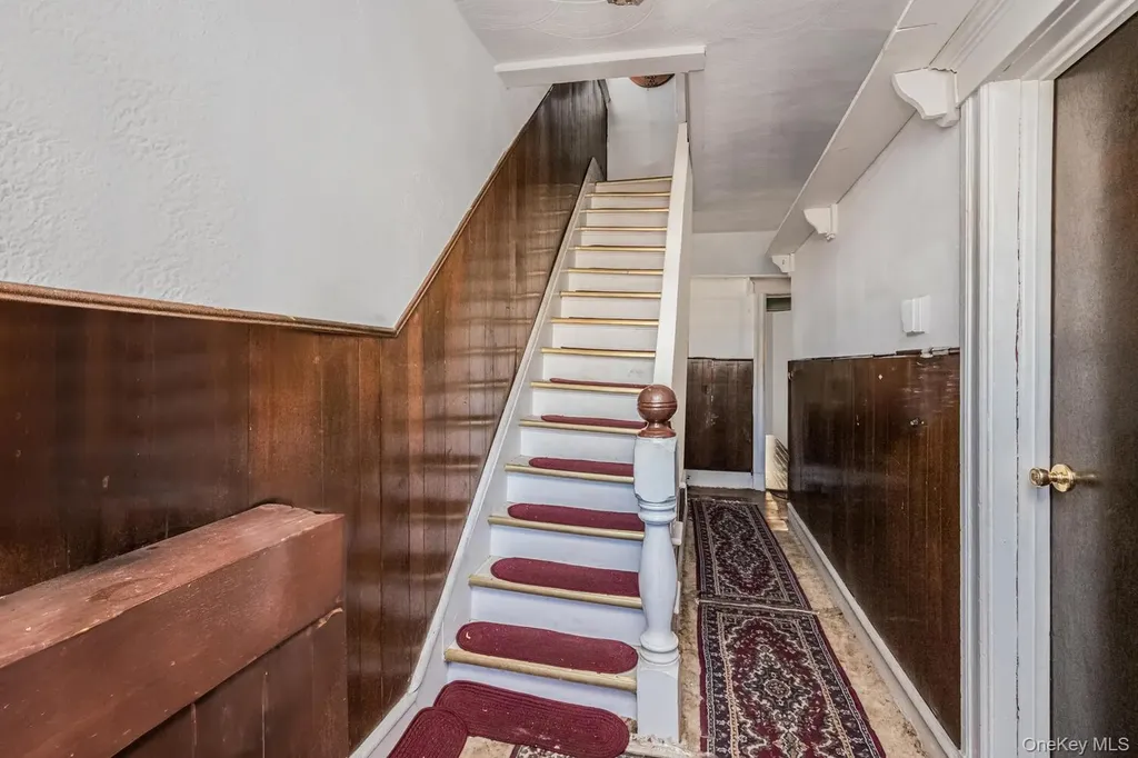166 Lockwood Avenue Yonkers NY 10701