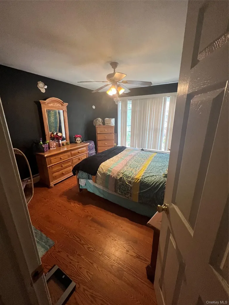 10 Jonah Road Miller Place NY 11764