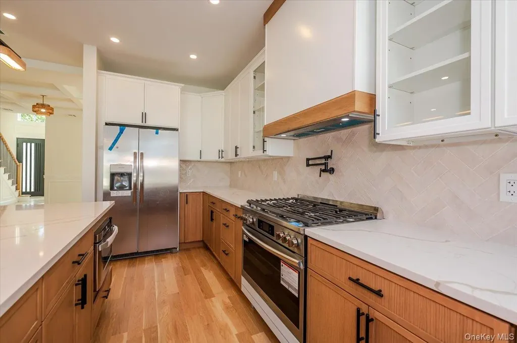 114 Emily Avenue Elmont NY 11003