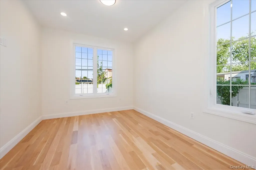 114 Emily Avenue Elmont NY 11003