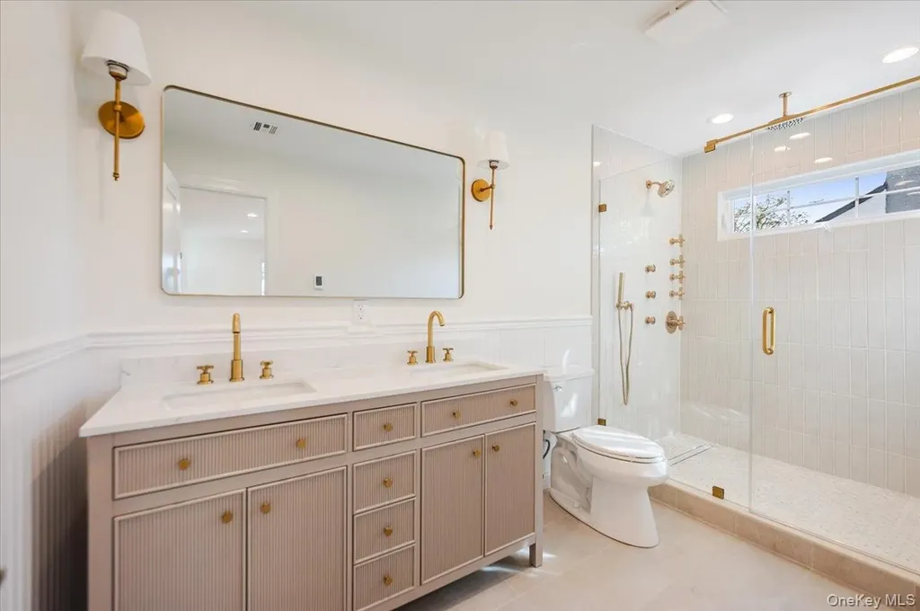 114 Emily Avenue Elmont NY 11003