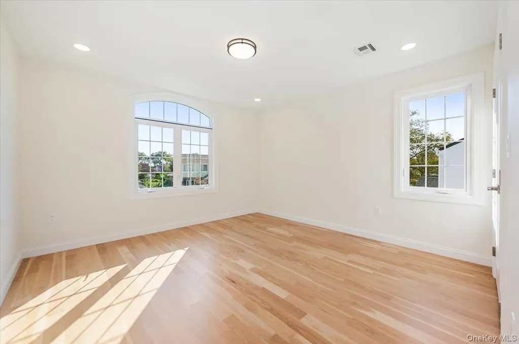 114 Emily Avenue Elmont NY 11003