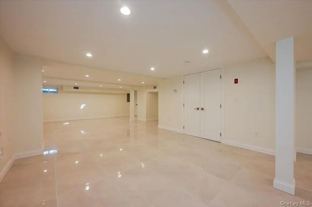114 Emily Avenue Elmont NY 11003