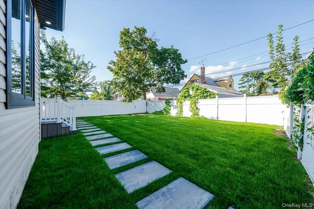 114 Emily Avenue Elmont NY 11003