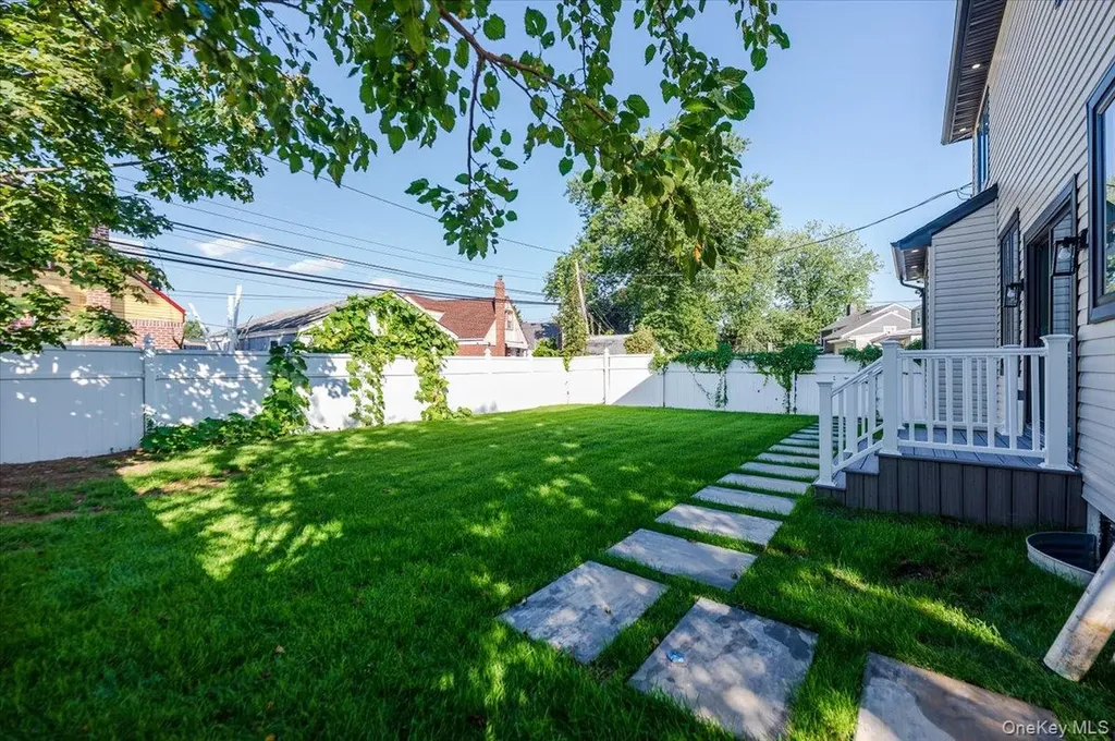 114 Emily Avenue Elmont NY 11003