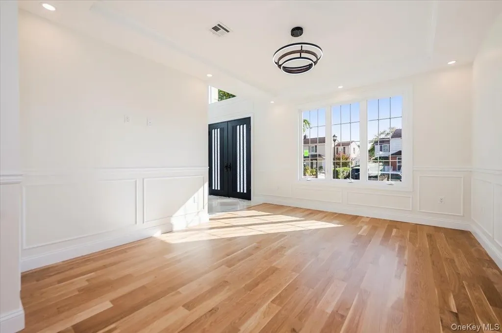 114 Emily Avenue Elmont NY 11003