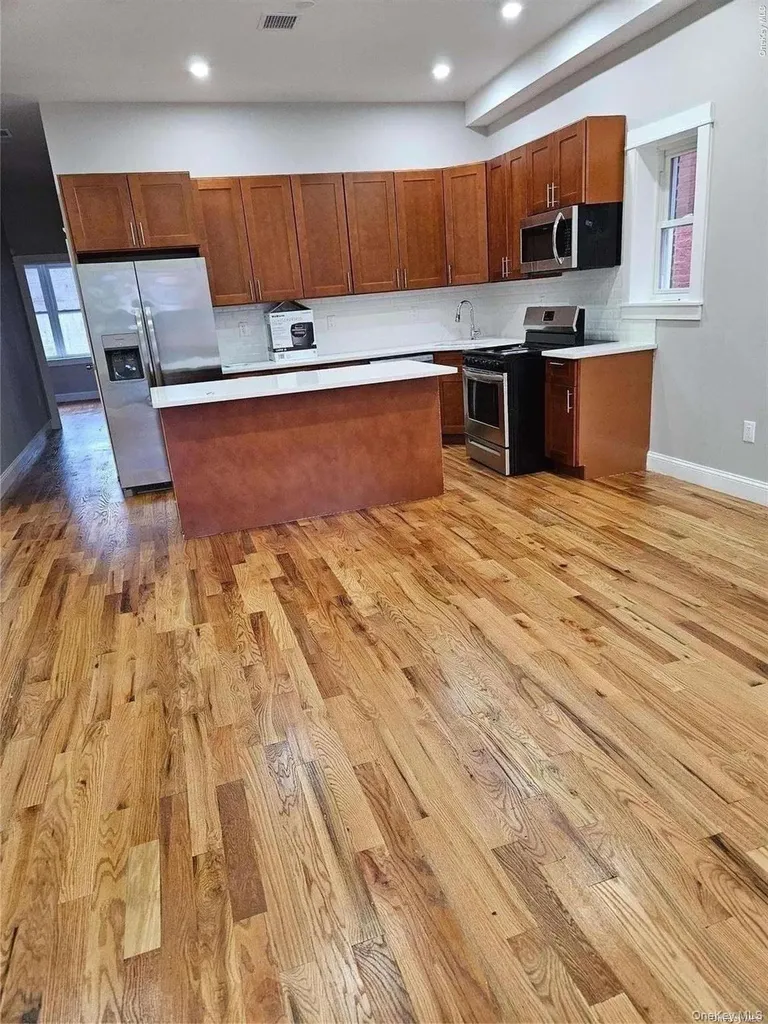 840 E 51 Street Brooklyn NY 11203