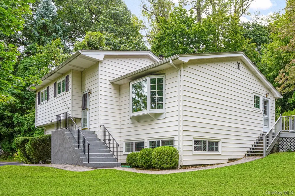 220 Pinebrook Boulevard New Rochelle NY 10804
