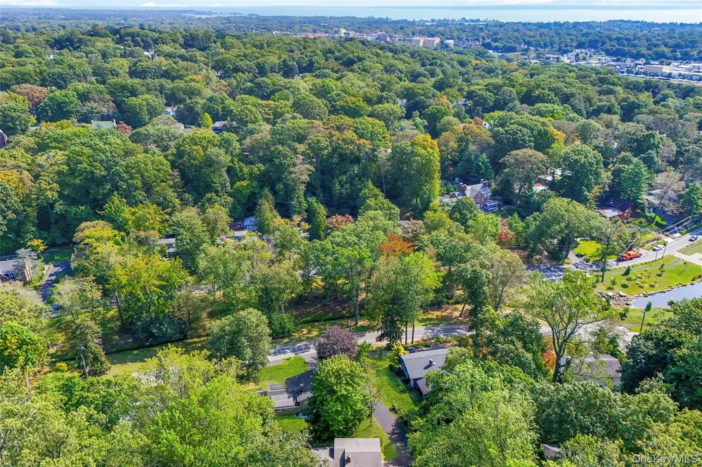 220 Pinebrook Boulevard New Rochelle NY 10804