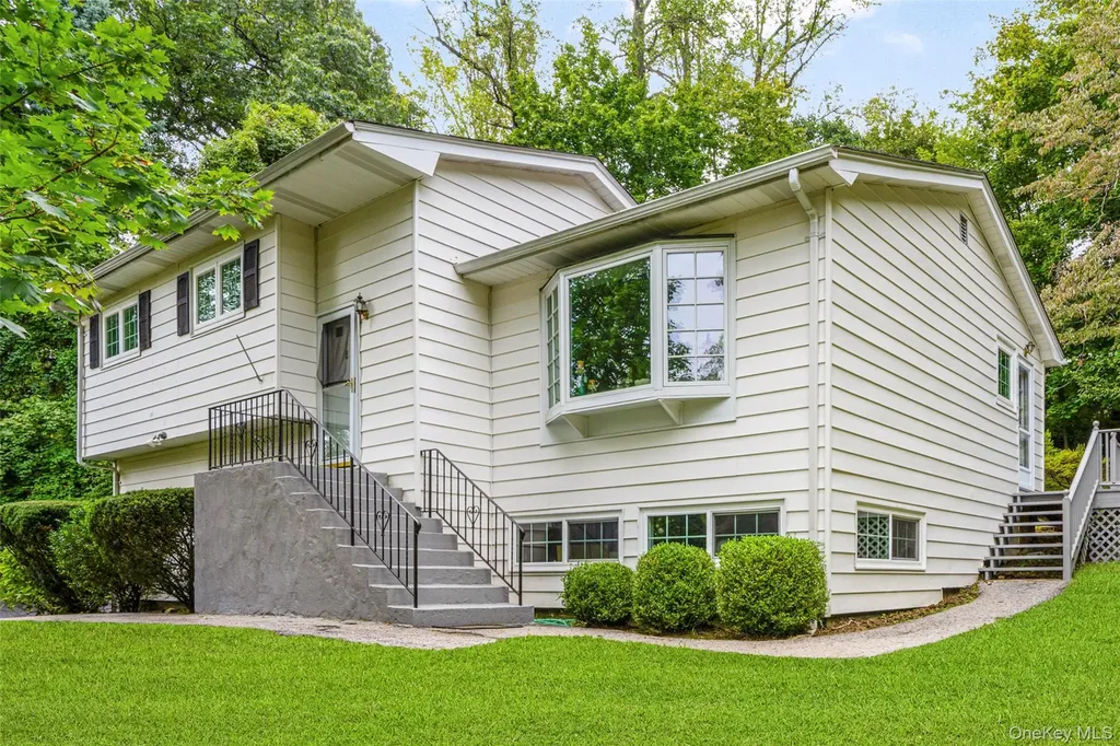 220 Pinebrook Boulevard New Rochelle NY 10804