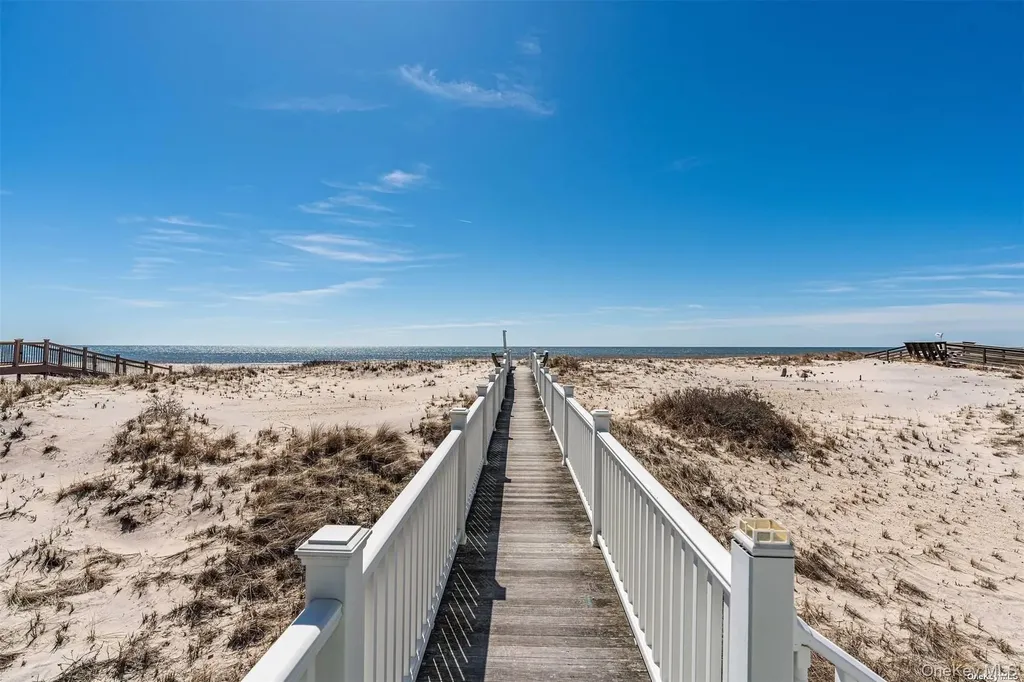 953B Dune Road Westhampton Beach NY 11978