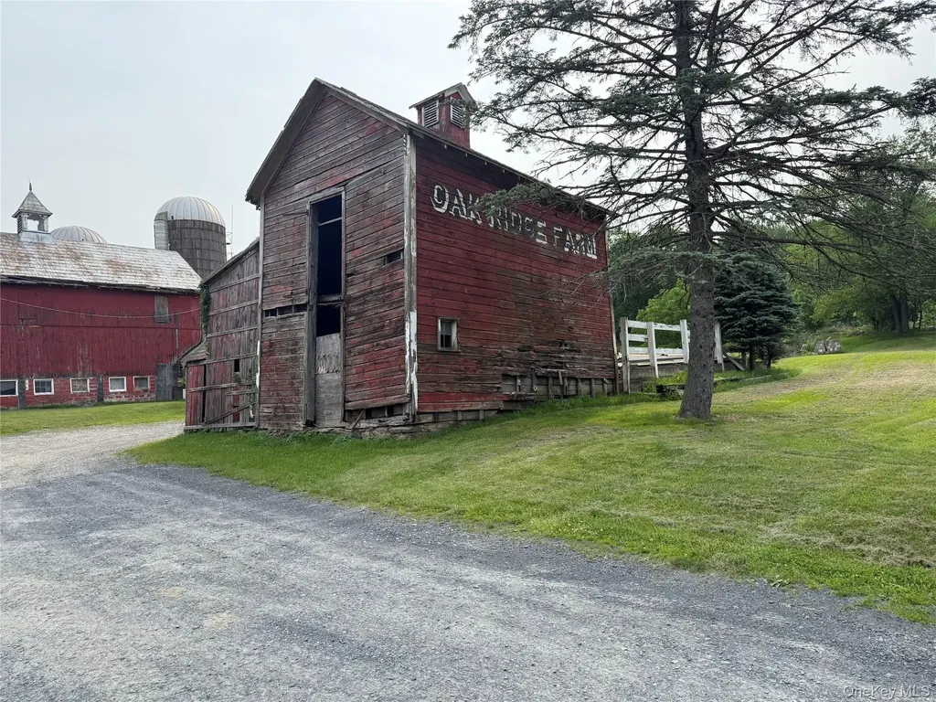 212 Cheechunk Road Goshen NY 10924