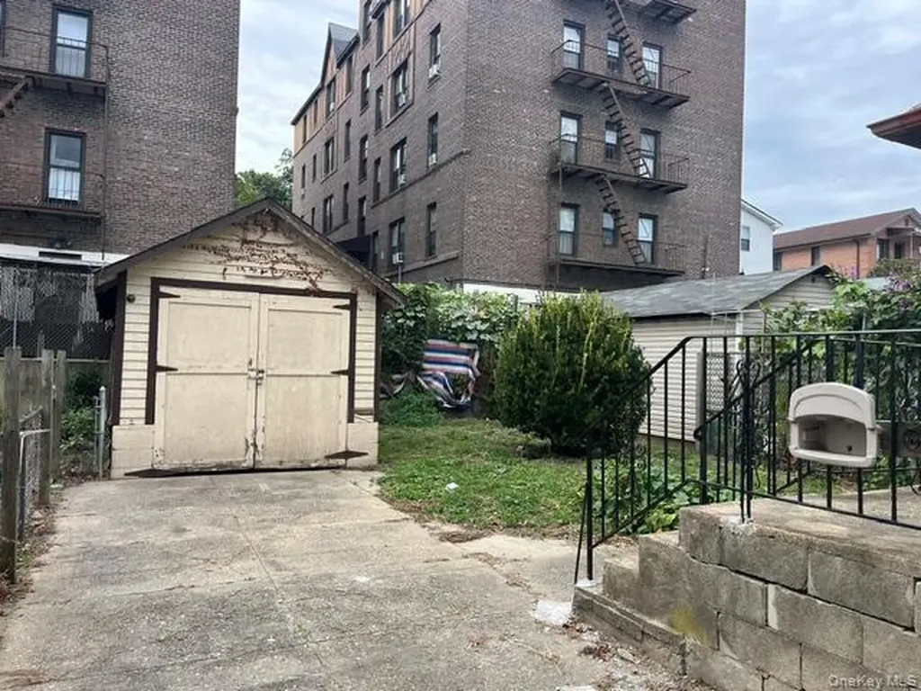 42-36 156th Street Flushing NY 11355