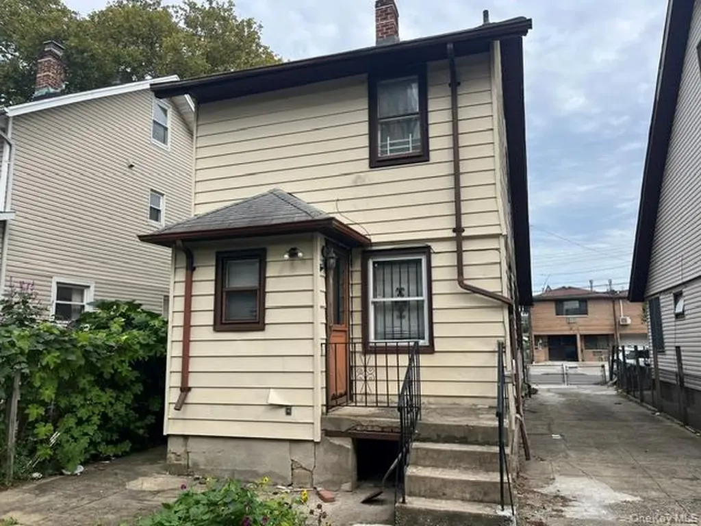 42-36 156th Street Flushing NY 11355