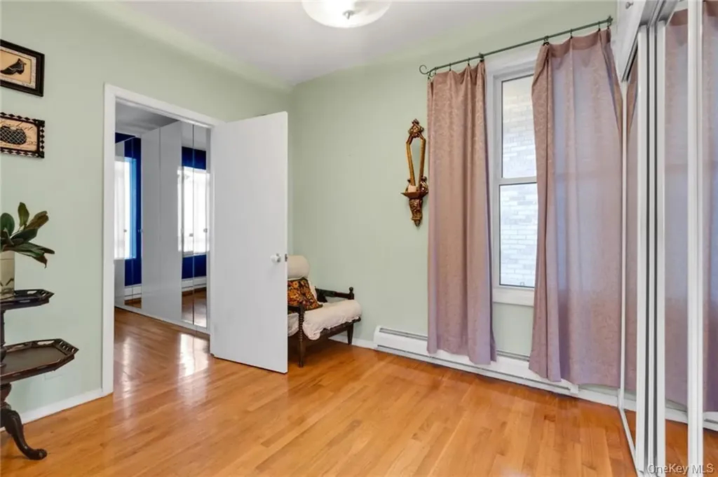 82 W End Avenue Brooklyn NY 11235