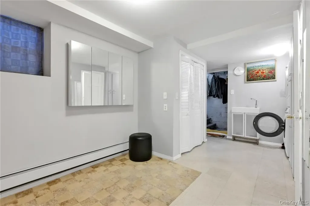 82 W End Avenue Brooklyn NY 11235