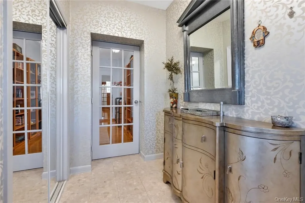 82 W End Avenue Brooklyn NY 11235