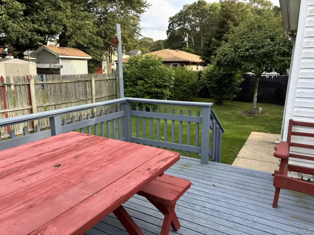 123 Hawthorne Street Mastic NY 11950