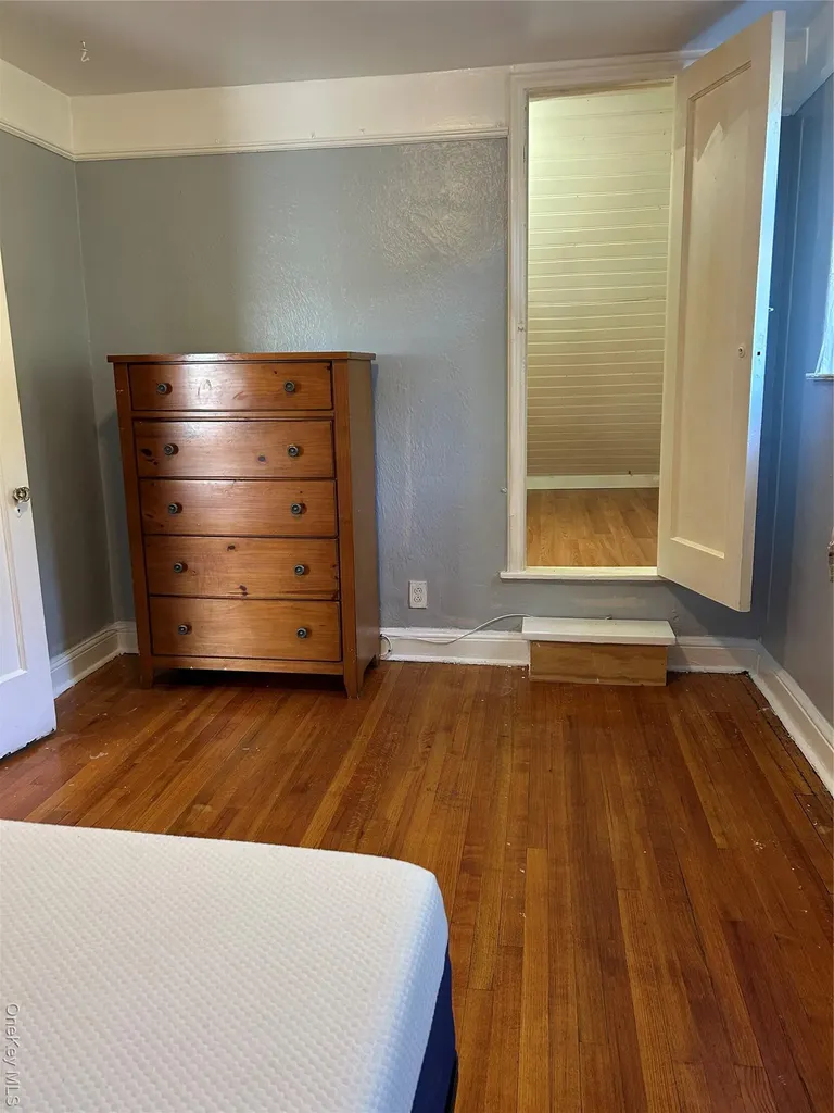 1095 Mile Square Road Yonkers NY 10704