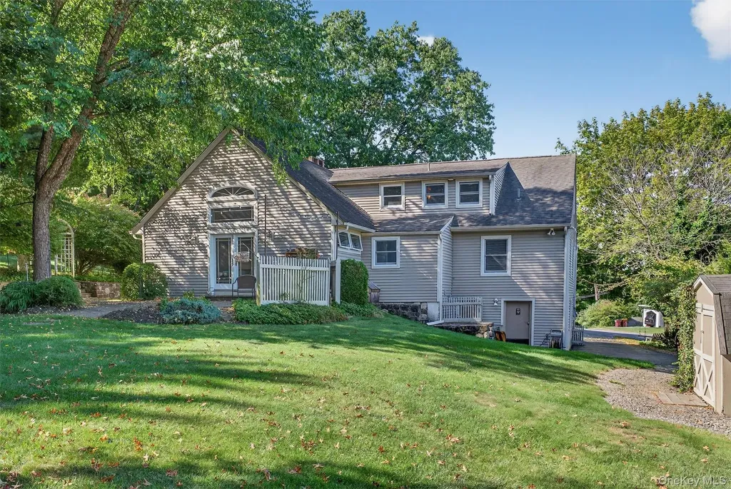 23 Overlook Drive Warwick NY 10990