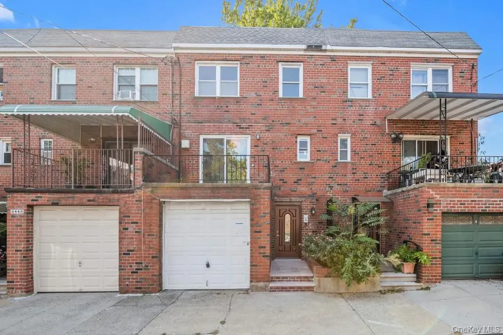 2445 Lurting Avenue Bronx NY 10469