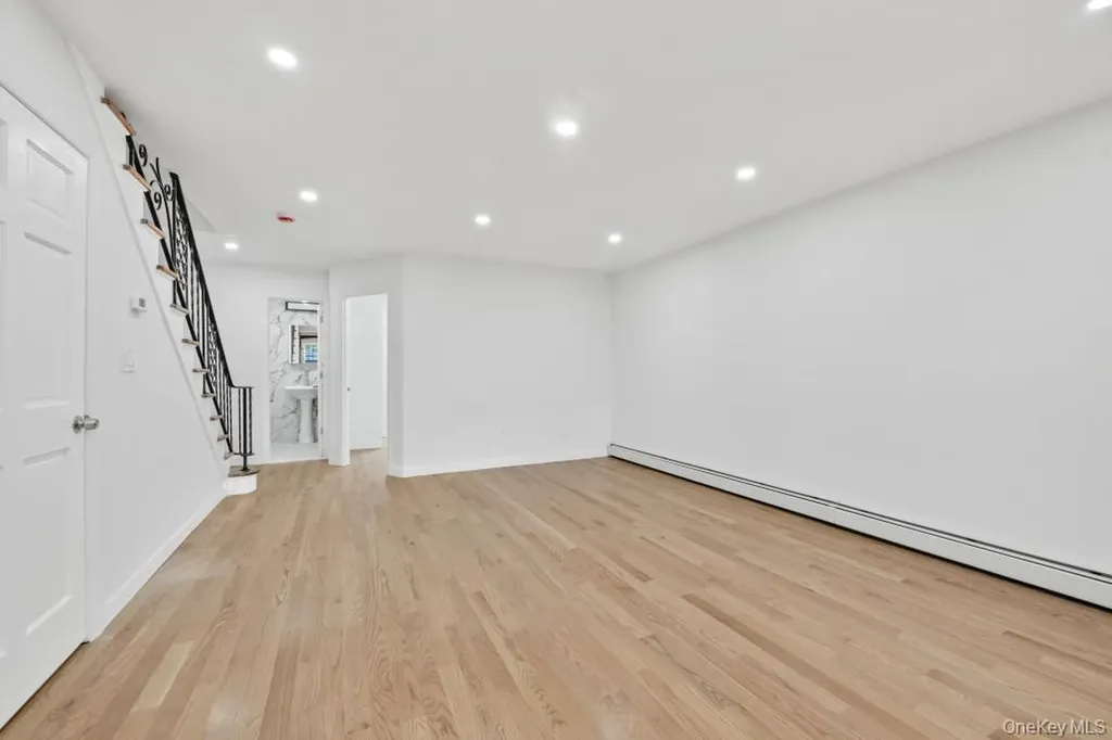 2445 Lurting Avenue Bronx NY 10469