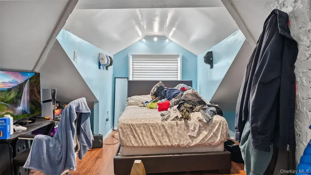 5612 135th Street Flushing NY 11355
