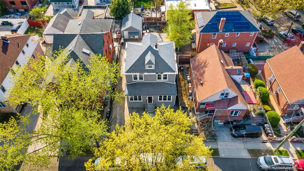 5612 135th Street Flushing NY 11355