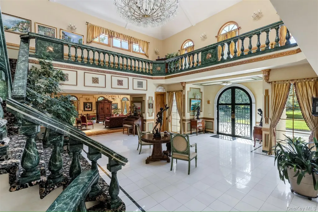 23 Old Westbury Road Old Westbury NY 11568