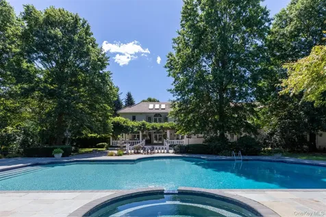 23 Old Westbury Road Old Westbury NY 11568