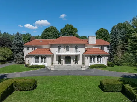23 Old Westbury Road Old Westbury NY 11568