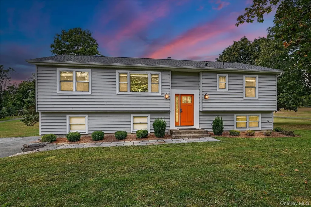 285 Ridge Road Campbell Hall NY 10916