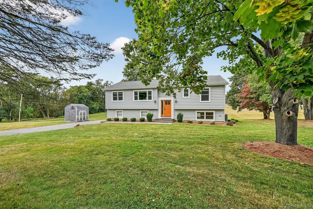 285 Ridge Road Campbell Hall NY 10916
