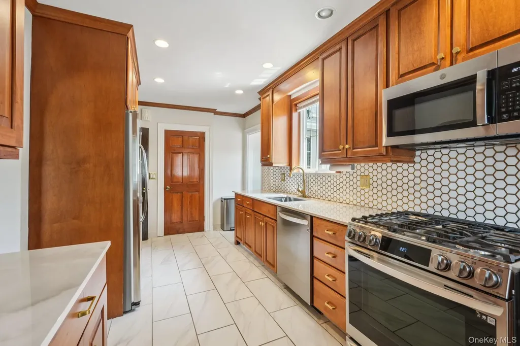3 Bryant Avenue White Plains NY 10605