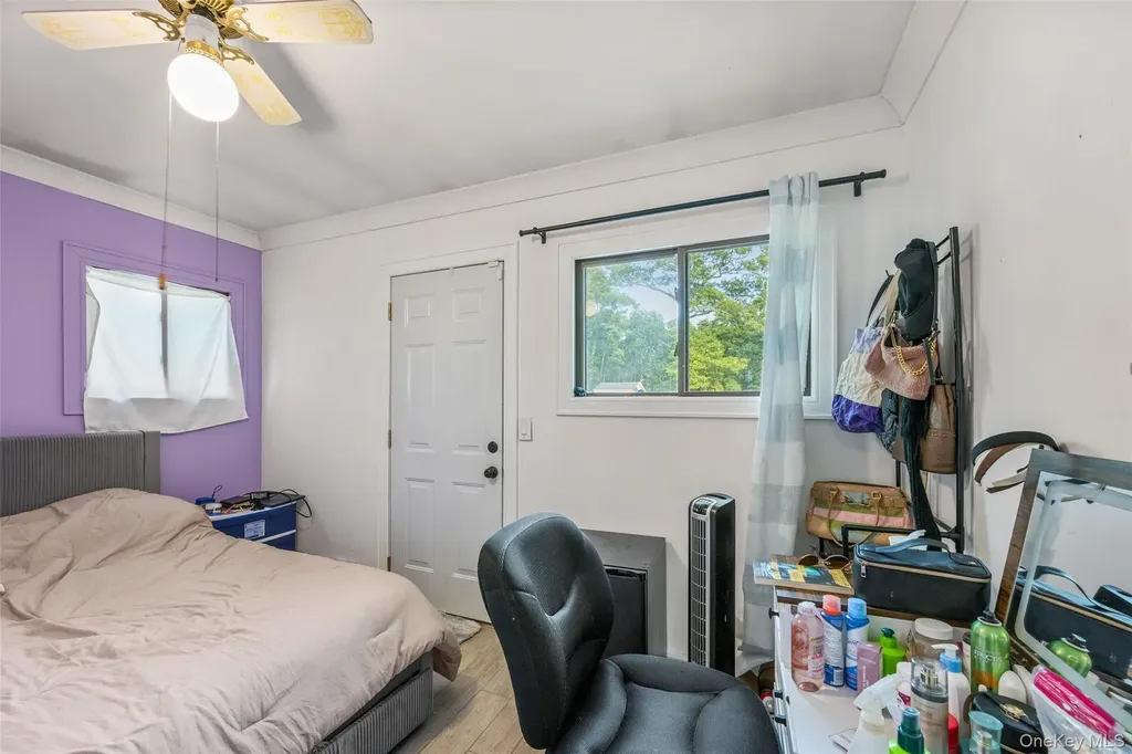 87 Biltmore Drive Mastic Beach NY 11951