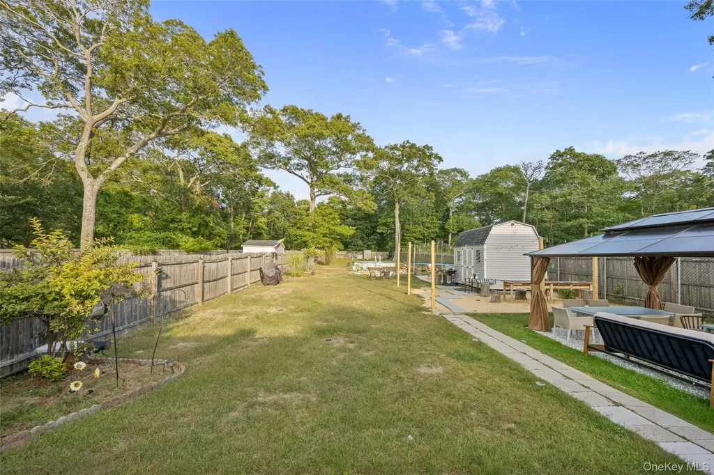 87 Biltmore Drive Mastic Beach NY 11951
