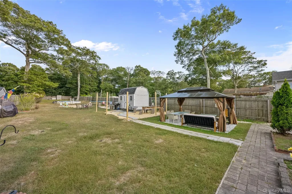 87 Biltmore Drive Mastic Beach NY 11951