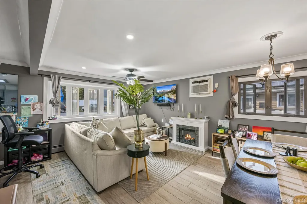87 Biltmore Drive Mastic Beach NY 11951