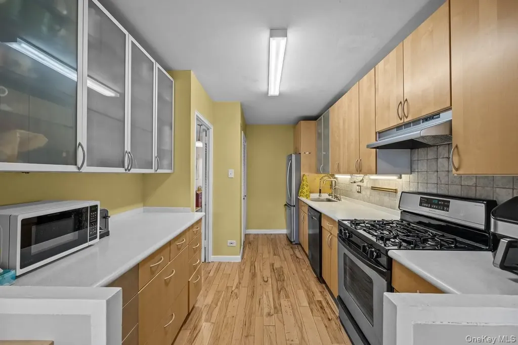 2500 Johnson Avenue N Bronx NY 10463