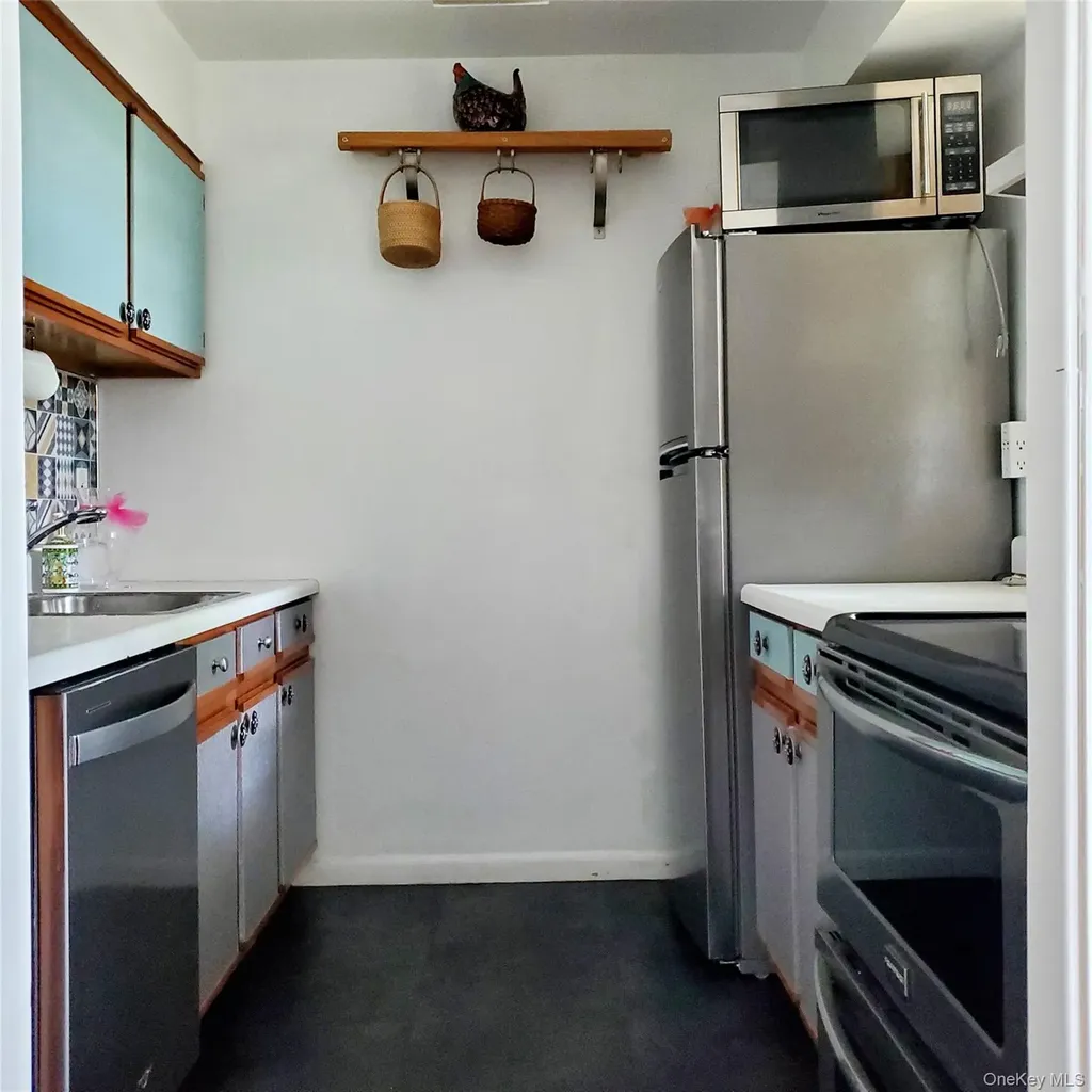 400 Mount Pleasant Avenue Mamaroneck NY 10543