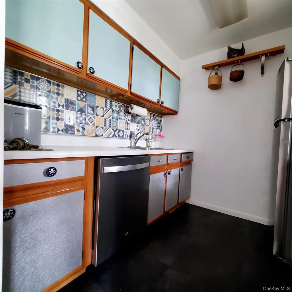 400 Mount Pleasant Avenue Mamaroneck NY 10543