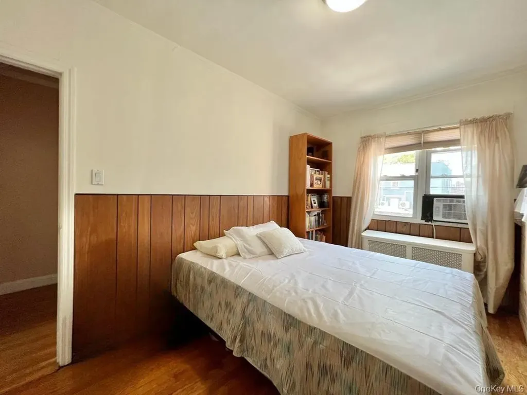 25-14 43 Street Astoria NY 11103