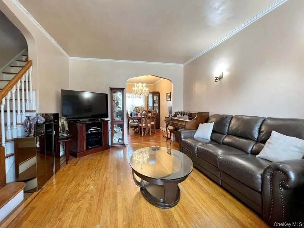 25-14 43 Street Astoria NY 11103