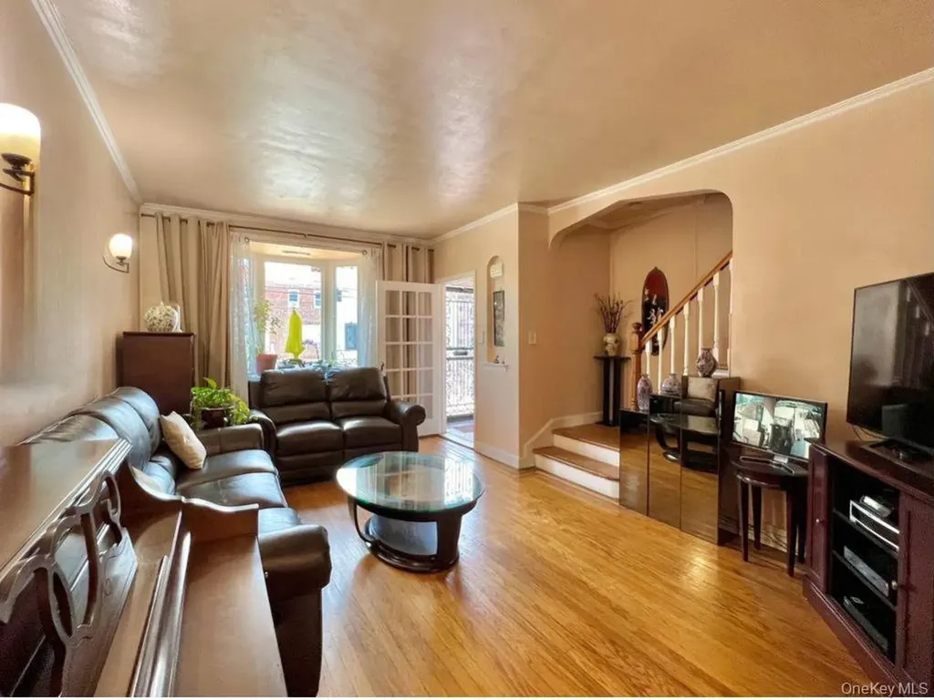 25-14 43 Street Astoria NY 11103