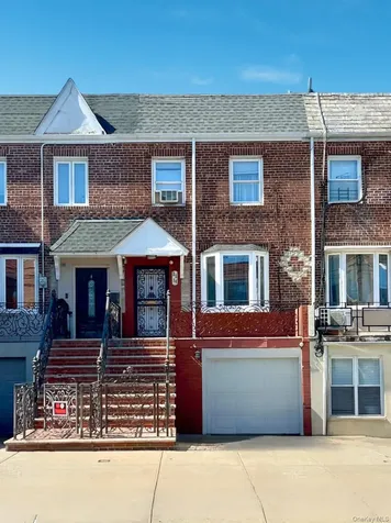 25-14 43 Street Astoria NY 11103