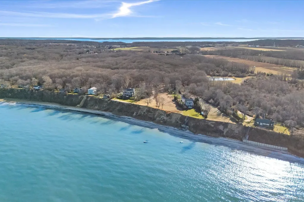 4760 Blue Horizon Bluffs Peconic NY 11958