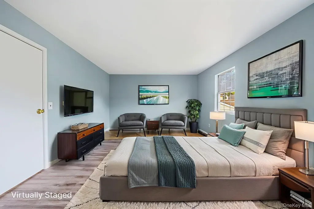 7 Mallard Path Coram NY 11727