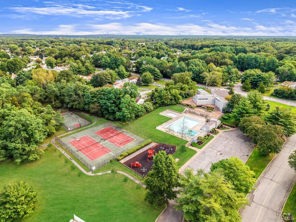 7 Mallard Path Coram NY 11727