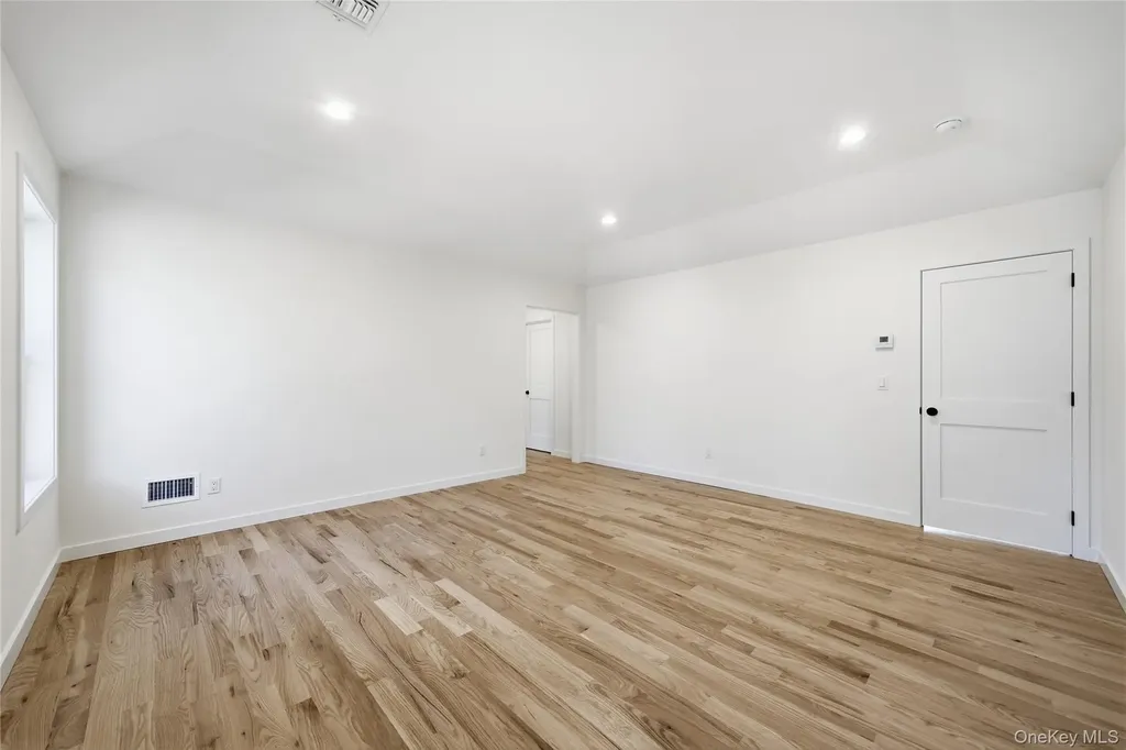 9 Fourth Avenue Centereach NY 11720