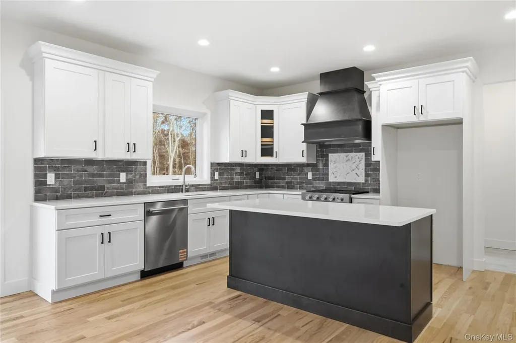 9 Fourth Avenue Centereach NY 11720